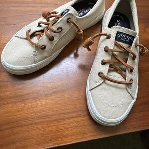 Sperry women’s Tan Canvas Slip-on Shoes.  Sized 6